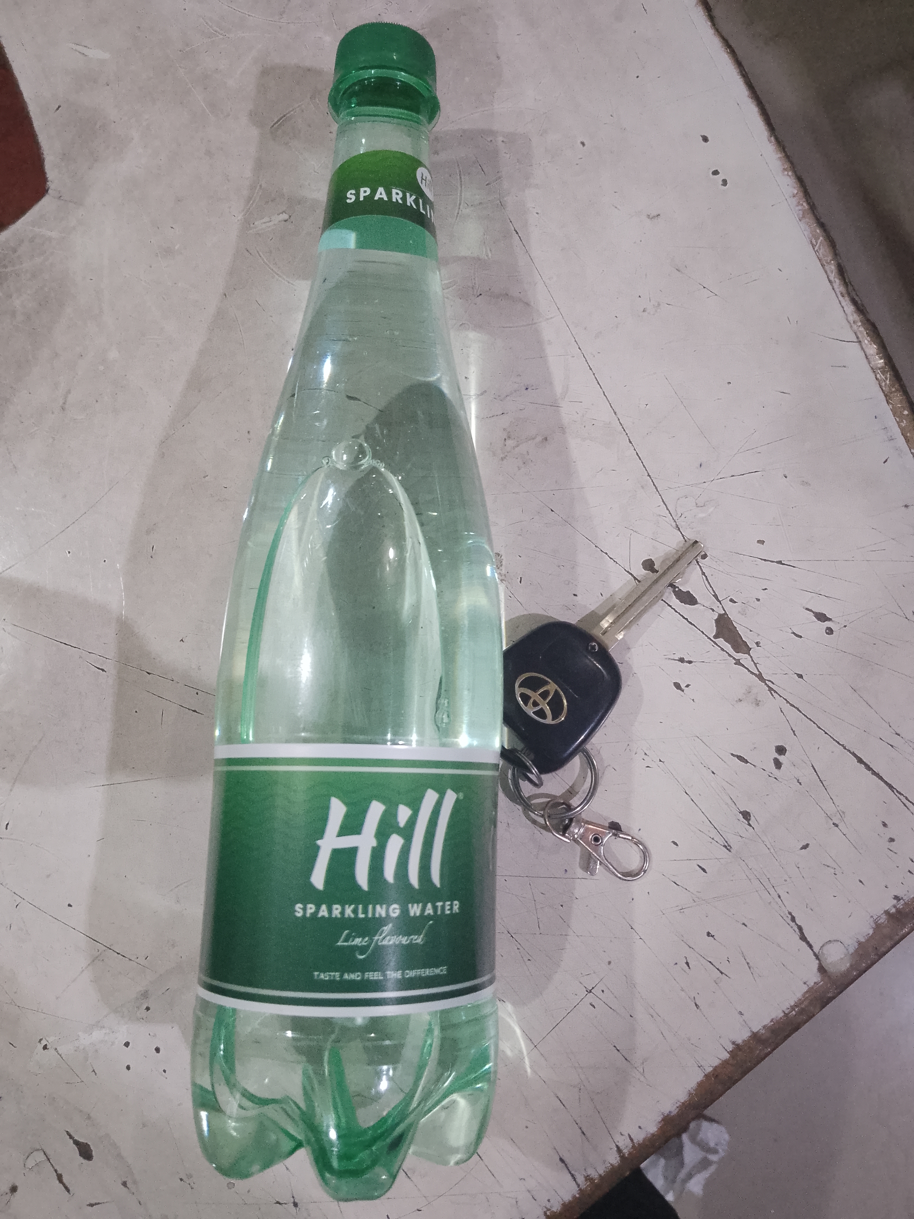Maji-Hill Sparkling Water Lime flavored 750ML